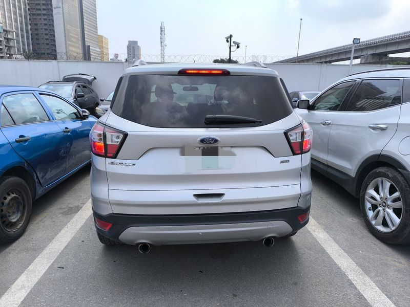Thumbnail 10 of 2019 Ford Escape SE